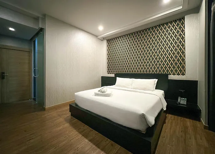 ホテル G Boutique Silom 3*
