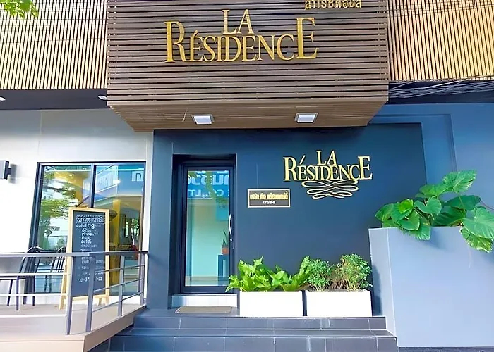 G Boutique Silom 3*