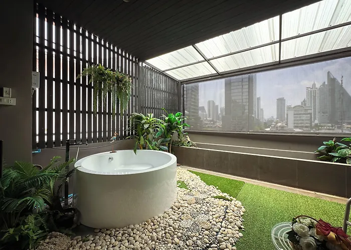 G Boutique Silom Hotel